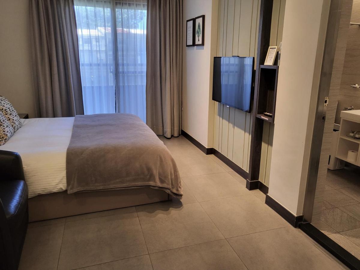 Fzbooking Hualien City Exterior photo